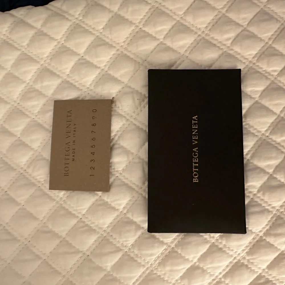 Bottega Veneta "The Pouch" BNWT - Picture 4 of 9